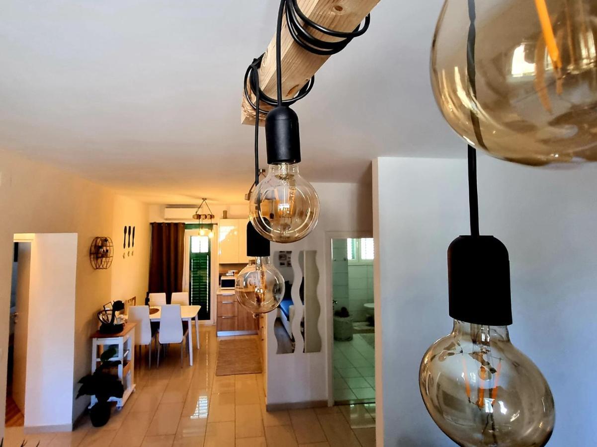 Apartment Lux Zara Esterno foto