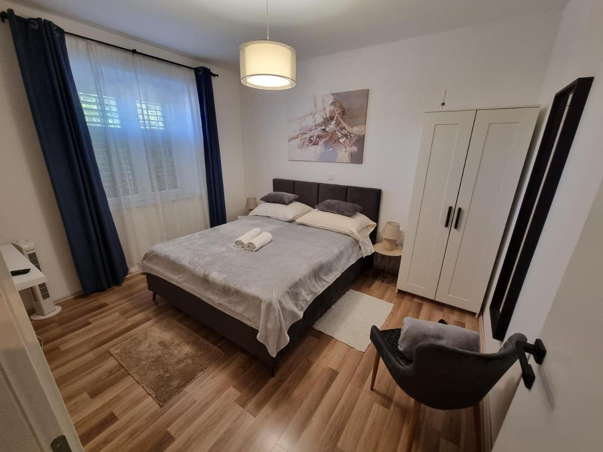 Apartment Lux Zara Esterno foto
